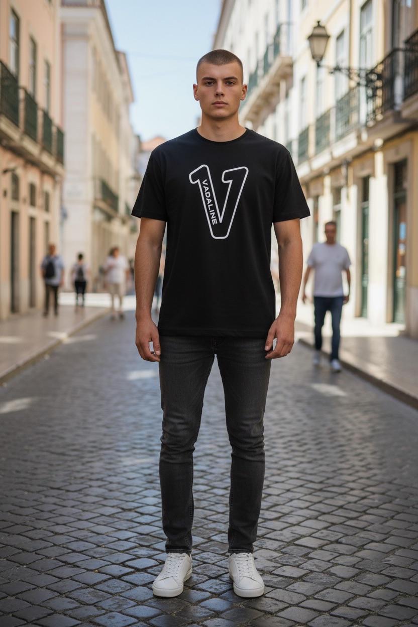 V Logo Black T-shirt