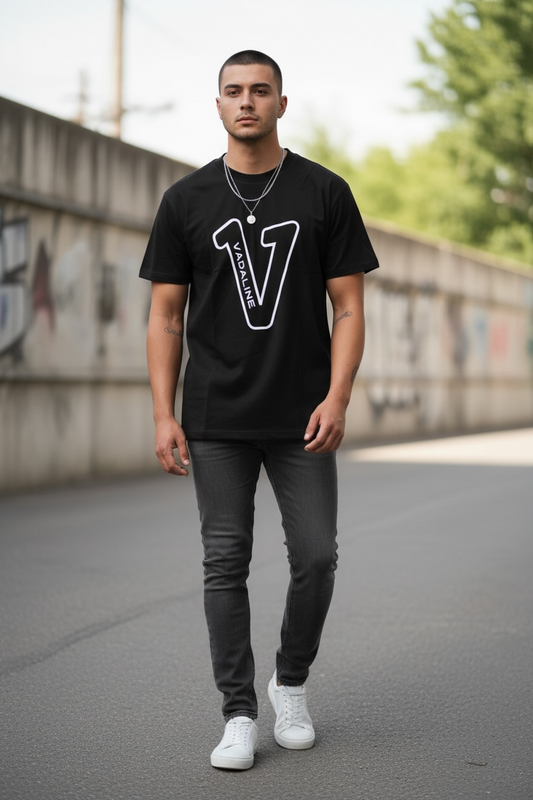 V Logo Black T-shirt