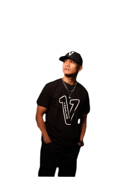 V Logo Black T-shirt