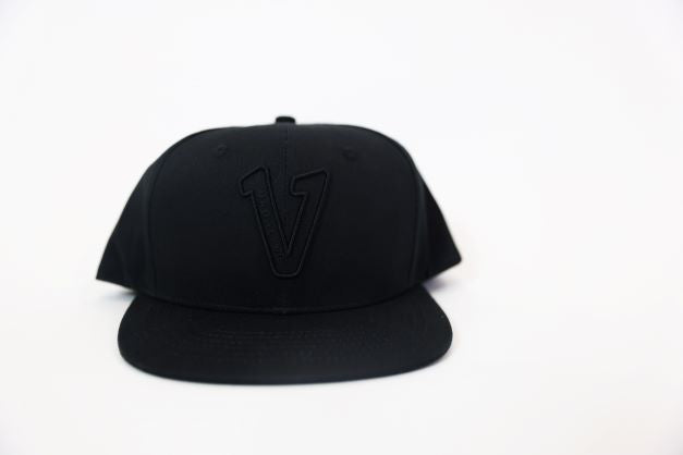 V Logo Red/Black Snapback hat